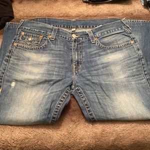 True religion jeans. Like new condition. Worn a few times only. Size 38/30.